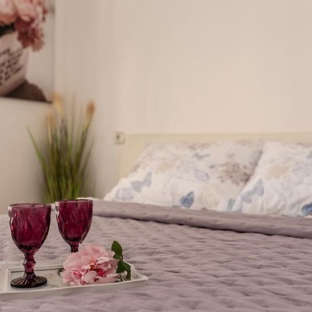 Magnolia Apartmani Vodice Luaran gambar