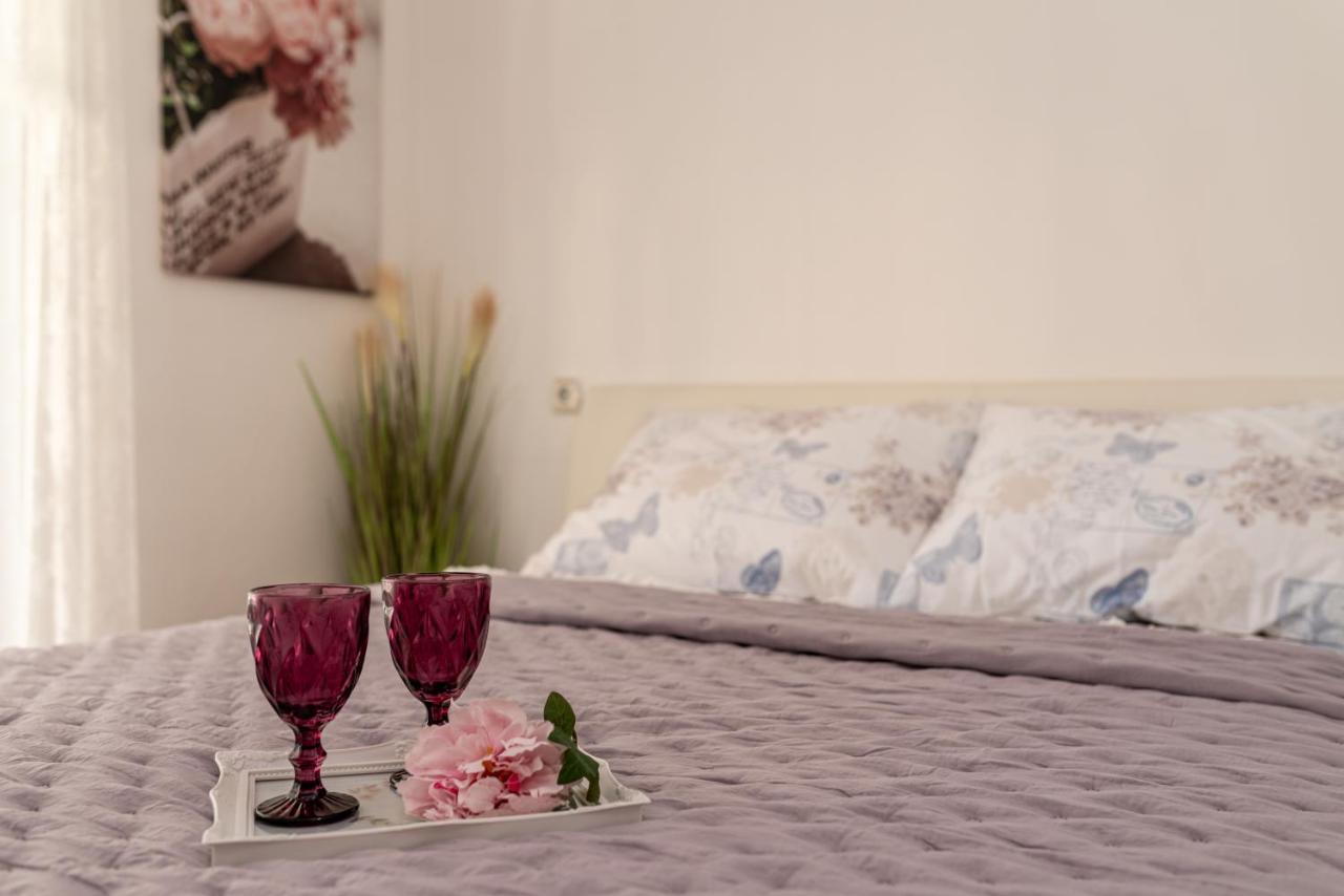 Magnolia Apartmani Vodice Luaran gambar