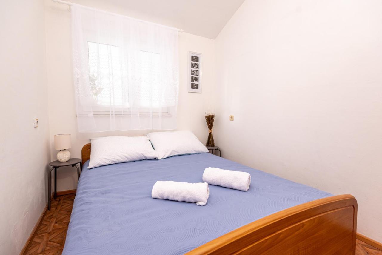 Magnolia Apartmani Vodice Luaran gambar