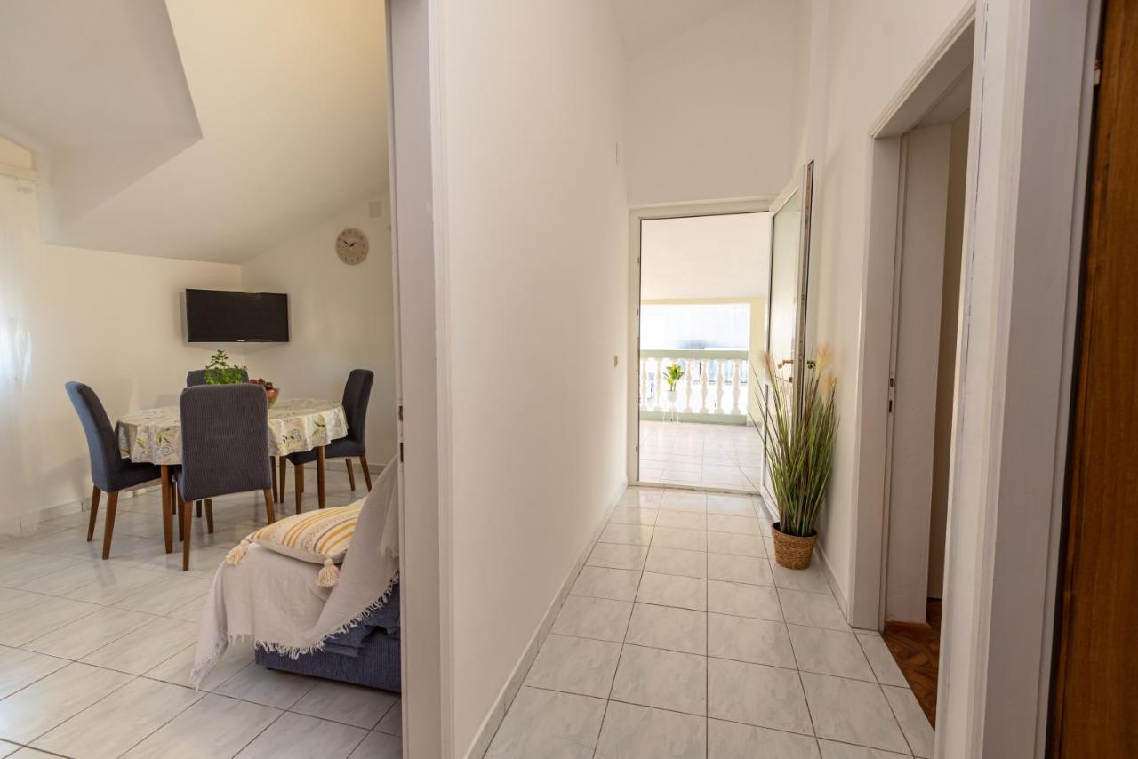 Magnolia Apartmani Vodice Luaran gambar