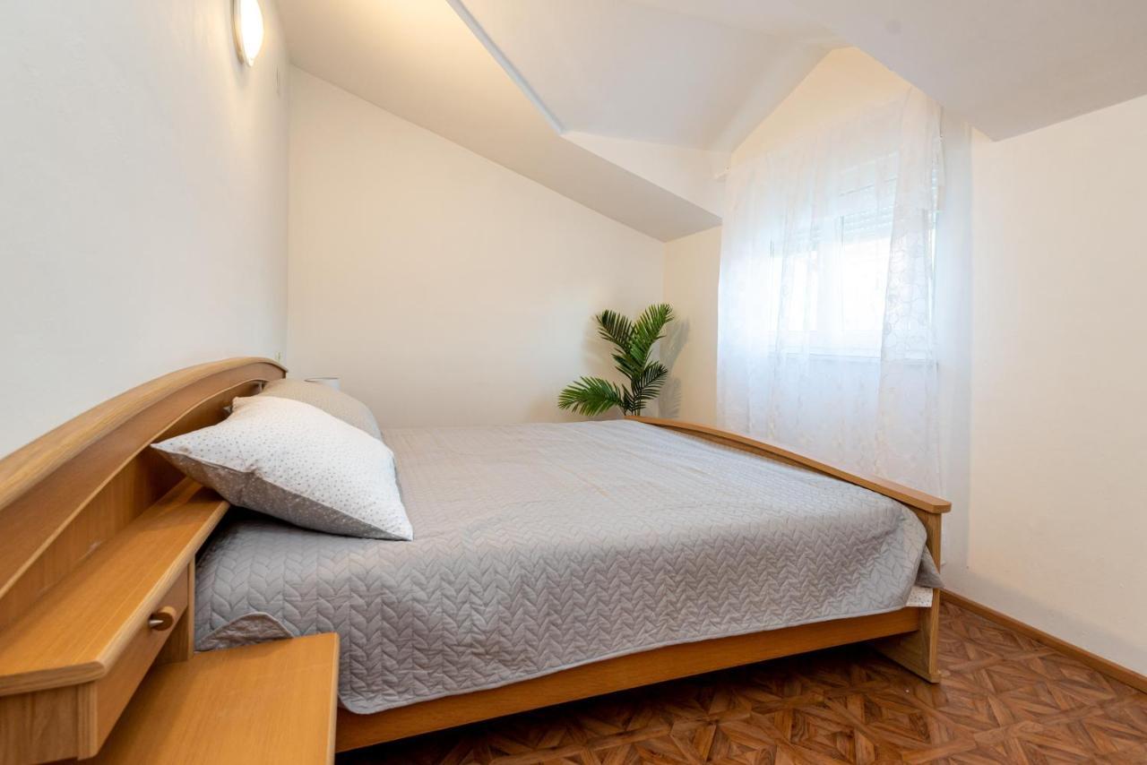 Magnolia Apartmani Vodice Luaran gambar